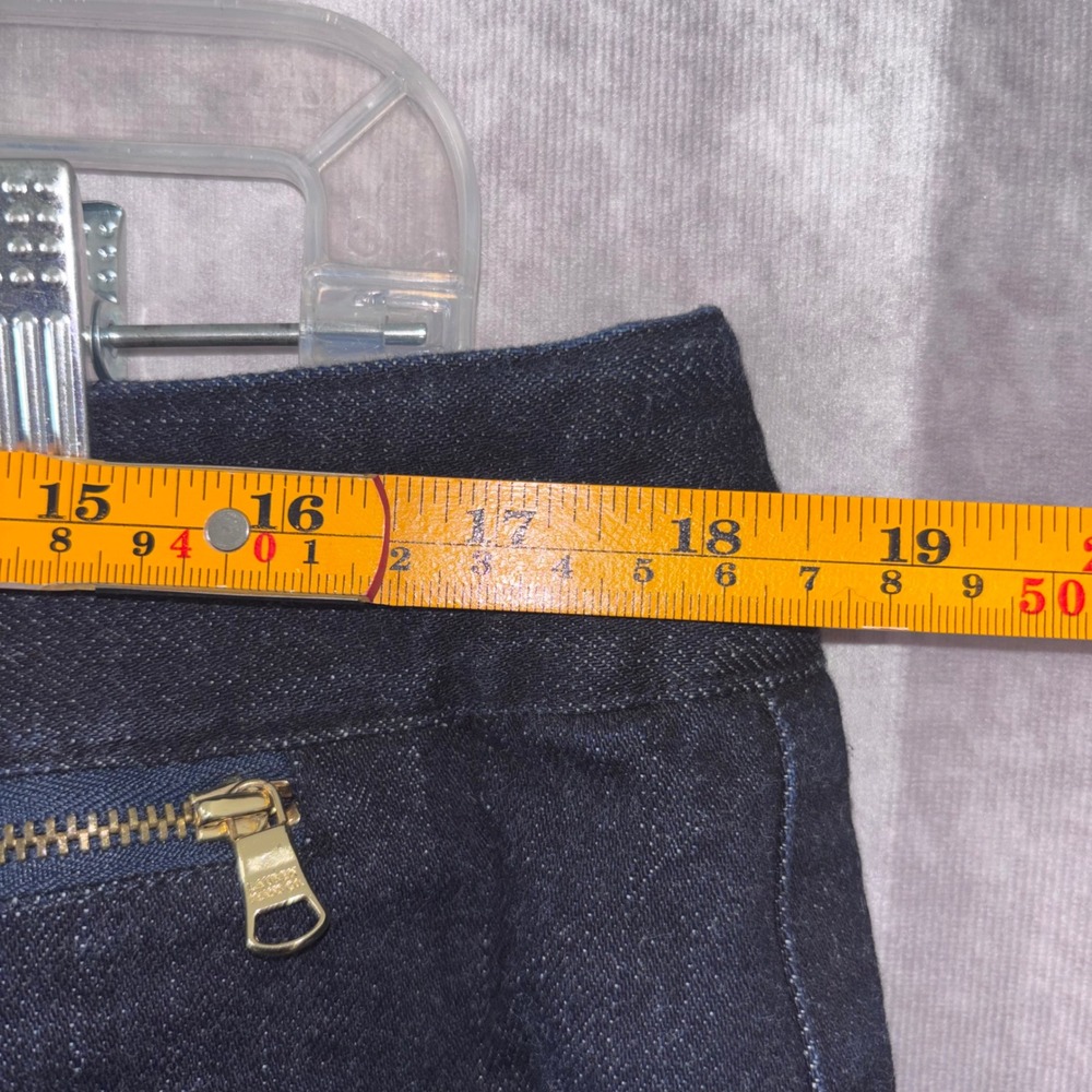 Lauren Ralph Lauren Women 16W Capri Jeans Dark Blue Gold Button Zip Preppy - Picture 4 of 7